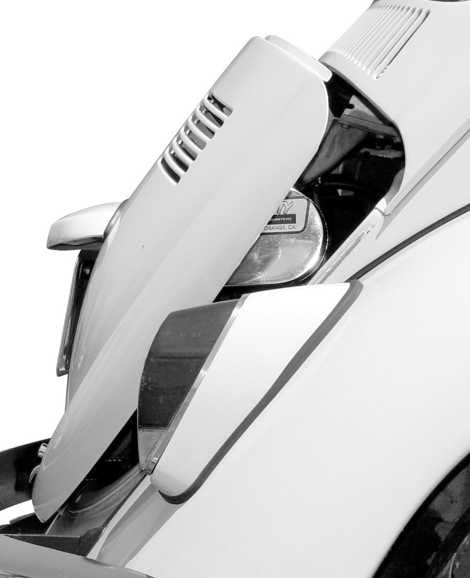 EMPI 00-9141-0 deck lid stand-offs installed on a VW Beetle, deck lid held open for engine airflow