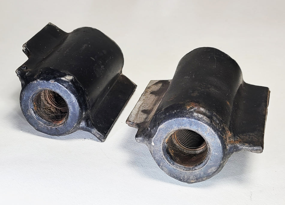 Framehorn Internal Threaded Bung (USED)