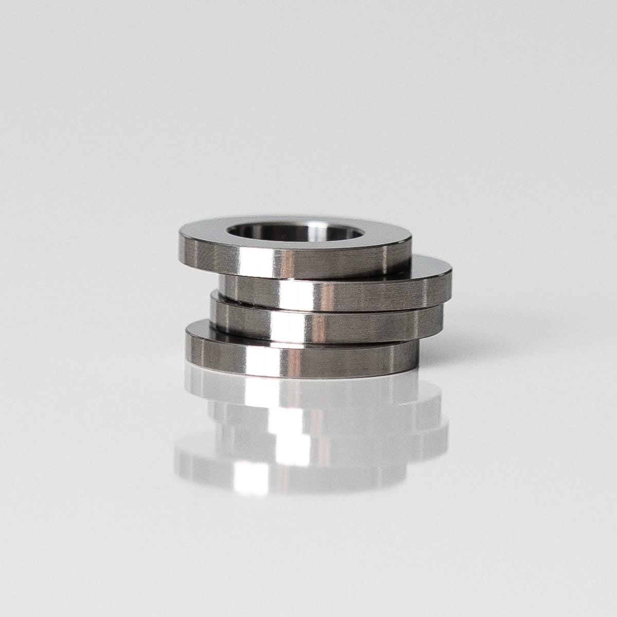 King Performance titanium front beam flat washers, 13mm ID x 23mm OD x 3mm, pack of 4