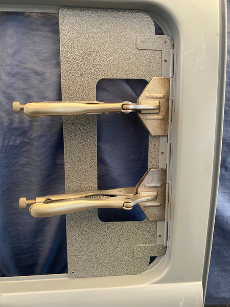 Bus: Side Window Pop Out Hinge Installation Welding Fixture for Split Bus for Bus